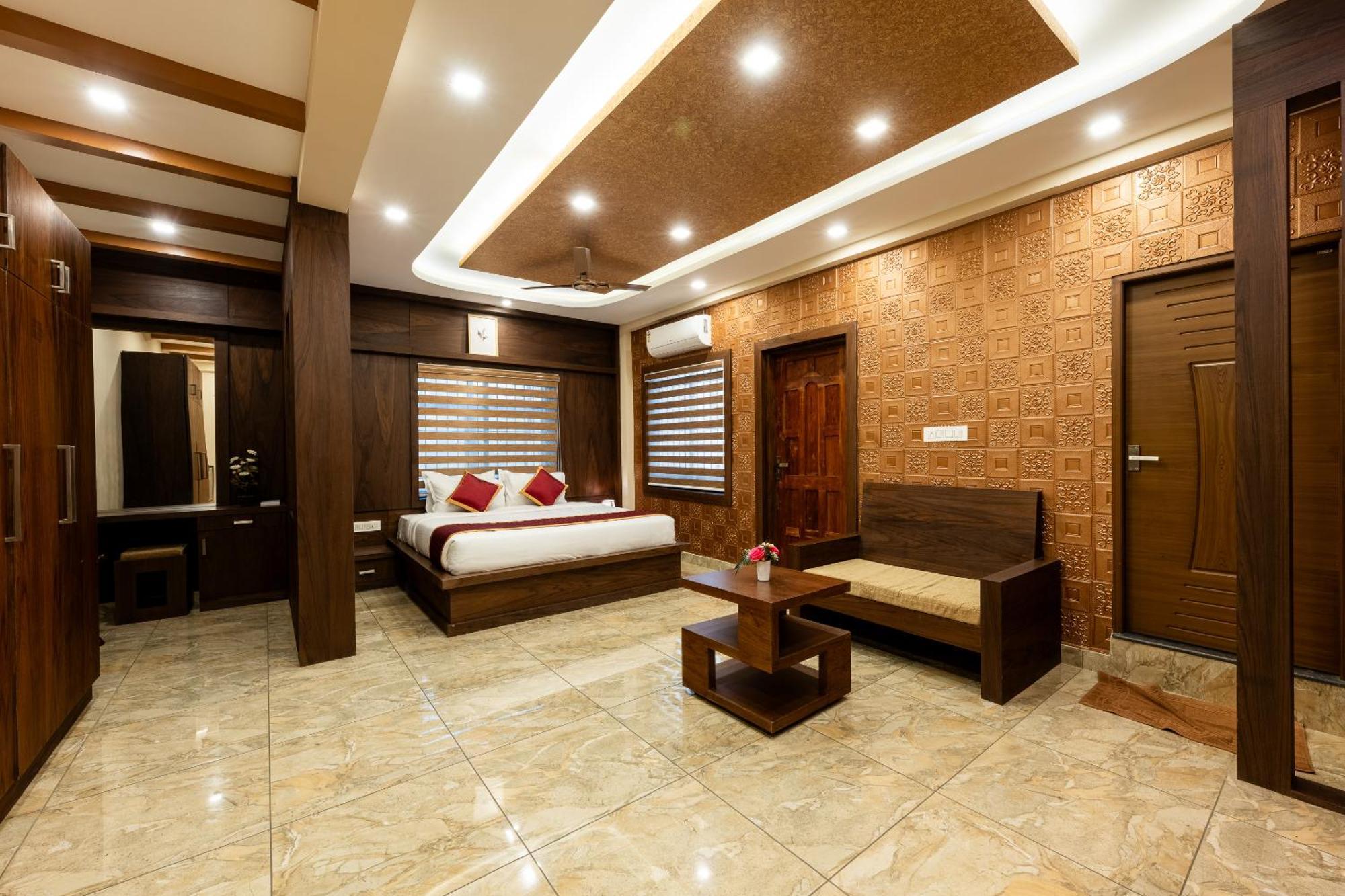 Marza Inn Kalpatta Dış mekan fotoğraf